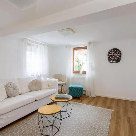 Ferienwohnung Hinterland Hideaway Apartman
